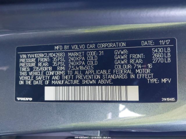 2018 VOLVO XC60 YV4102RK2J1042683 Photo 8