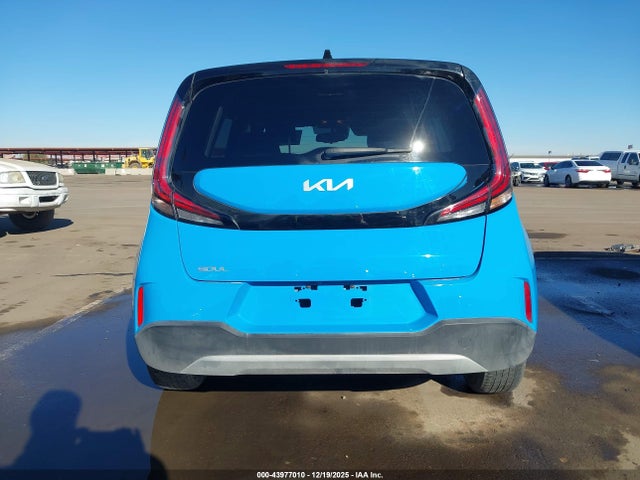 KNDJ23AU4R7226421 KIA SOUL S