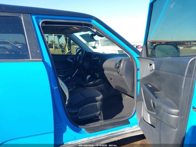 KNDJ23AU4R7226421 KIA SOUL S