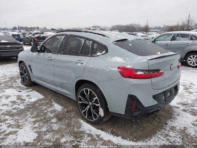 2022 BMW X4 M 5YM23EC06N9M62520 Photo 2