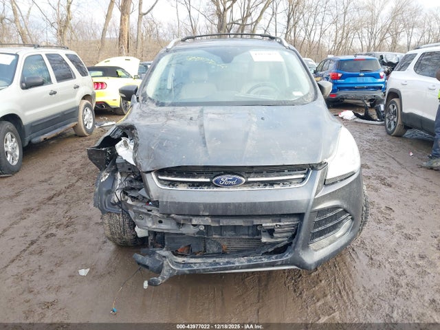 Продажа на аукционе авто 2015 Ford Escape Titanium, vin: 1FMCU0J90FUA59464, номер лота: 43977022