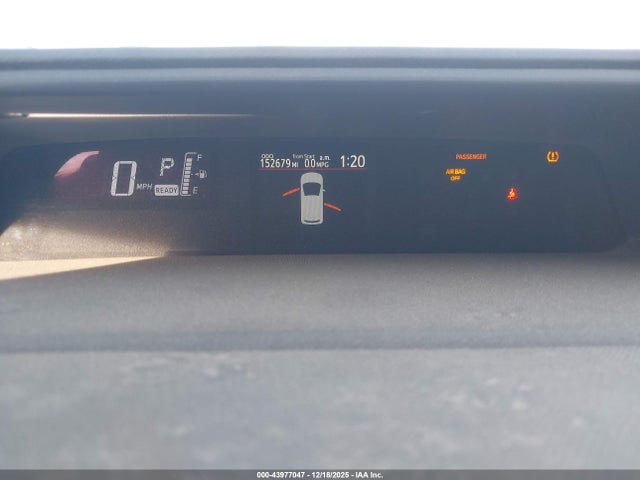 JTDKDTB3XG1132337 Toyota Prius C Two