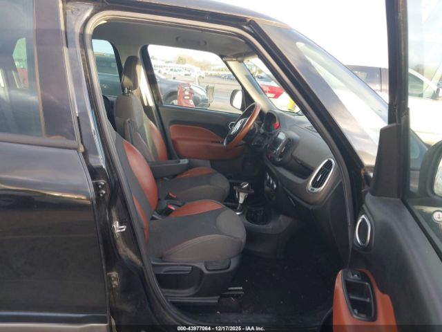 2014 FIAT 500L ZFBCFADH7EZ015067 Photo 4