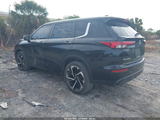 2022 MITSUBISHI OUTLANDER JA4J3TA81NZ065941 Photo 2