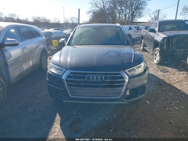 WA1BNAFY6K2056846 Audi Q5 45 Premium