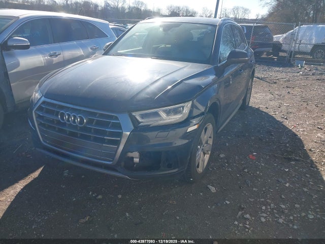 WA1BNAFY6K2056846 Audi Q5 45 Premium