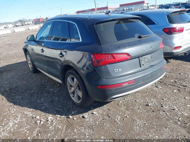 WA1BNAFY6K2056846 Audi Q5 45 Premium