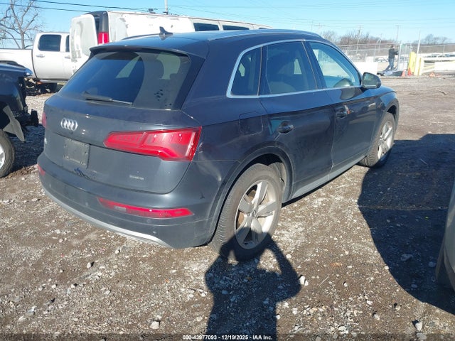 WA1BNAFY6K2056846 Audi Q5 45 Premium