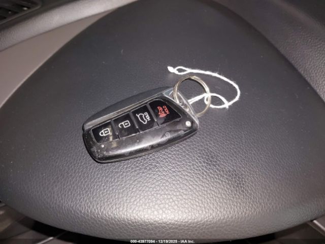 2018 HYUNDAI SANTA FE SPORT 5NMZUDLBXJH063172 Photo 10