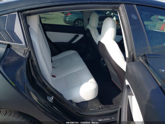 2019 TESLA MODEL 3 5YJ3E1EB5KF365924 Photo 7