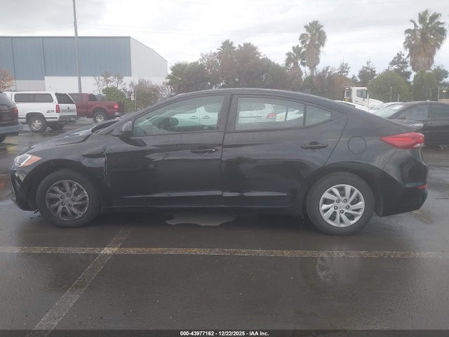 Hyundai Elantra 2017 5NPD74LF5HH193071 Image 13