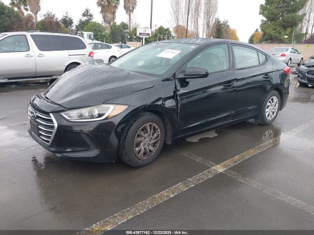 Hyundai Elantra 2017 5NPD74LF5HH193071 Image 2