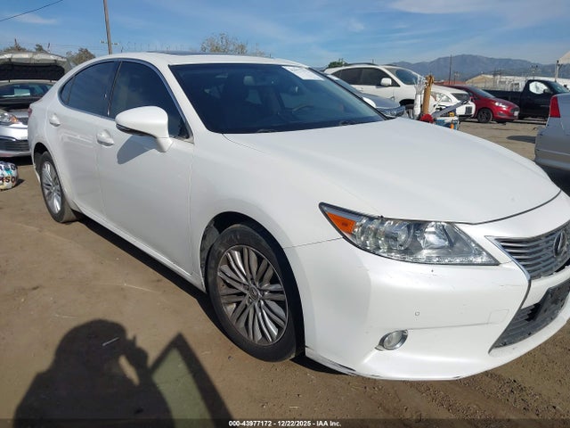 2015 LEXUS ES 350 JTHBK1GGXF2189697