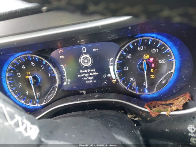 Продаж на аукціоні авто 2024 Chrysler Pacifica Touring L Awd, vin: 2C4RC3BG3RR185612, номер лоту: 43977177
