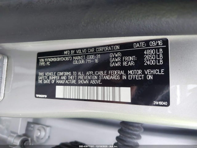 2017 VOLVO V60 YV140MSK8H1343873 Photo 8