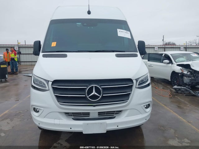 Продажа на аукционе авто 2024 Mercedes-benz Sprinter 2500 Standard Roof 4-cyl Diesel Ho, vin: W1Y4NBHY2RT165726, номер лота: 43977183