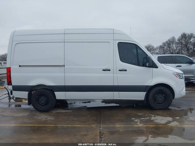 Продажа на аукционе авто 2024 Mercedes-benz Sprinter 2500 Standard Roof 4-cyl Diesel Ho, vin: W1Y4NBHY2RT165726, номер лота: 43977183