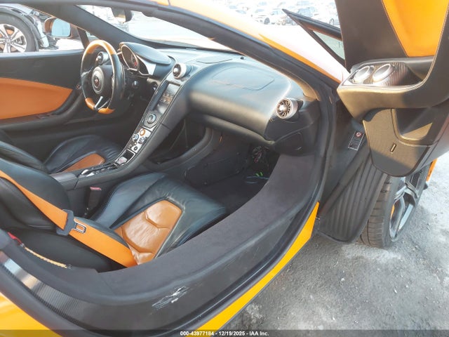 Mclaren 650S 2016 SBM11FAA5GW006189 Image 5