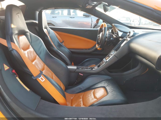 Mclaren 650S 2016 SBM11FAA5GW006189 Image 8