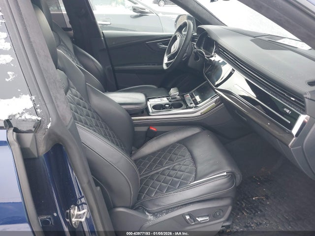 Продаж на аукціоні авто 2021 Audi Sq8 Prestige Tfsi Quattro Tiptronic, vin: WA1CWBF16MD019541, номер лоту: 43977193