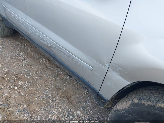 1GKKRPKD1GJ277241 GMC Acadia Sle-2