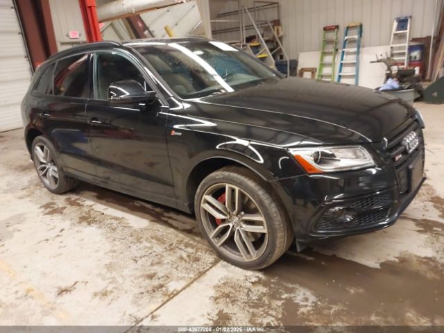 2016 AUDI SQ5 WA1CCAFP5GA023500
