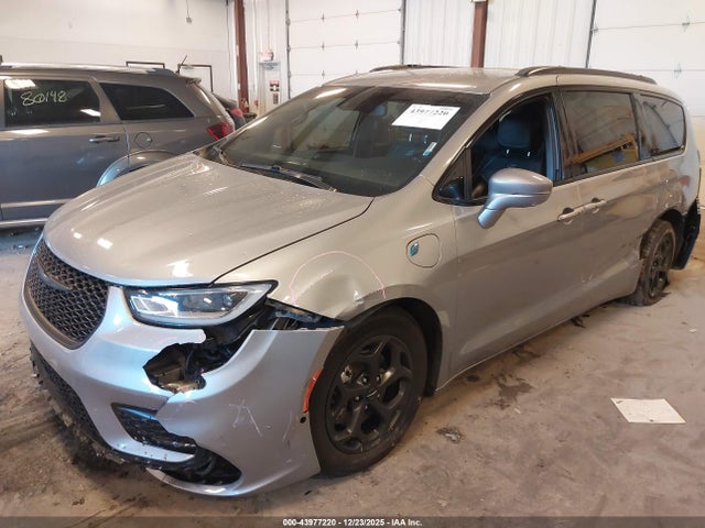 Aukcja sprzedaży 2021 Chrysler Pacifica Hybrid Touring L, vin: 2C4RC1L77MR587645, numer aukcji: 43977220