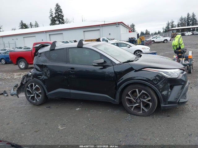 JTNKHMBX9L1067712 Toyota C-HR XLE