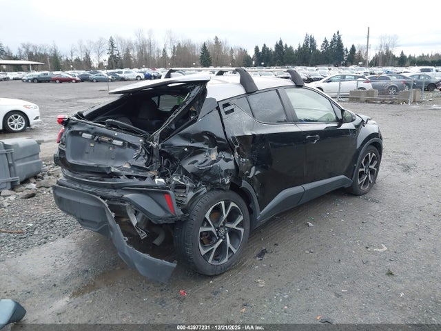 JTNKHMBX9L1067712 Toyota C-HR XLE