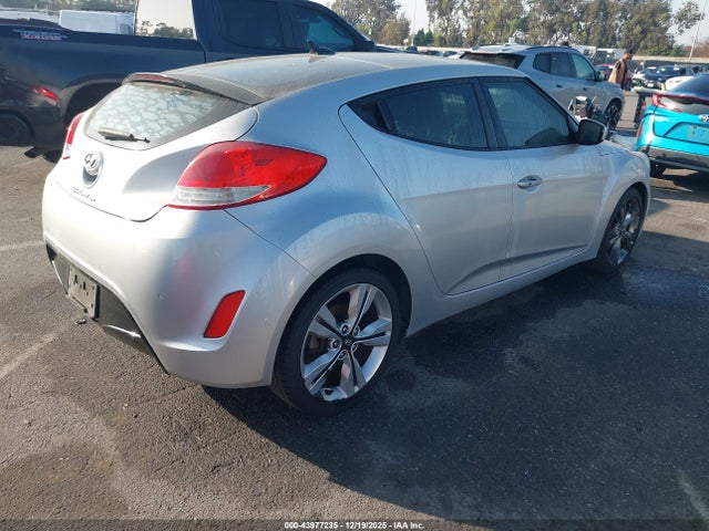Hyundai Veloster 2016 KMHTC6AD3GU258763 Image 4