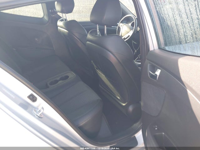 Hyundai Veloster 2016 KMHTC6AD3GU258763 Image 8