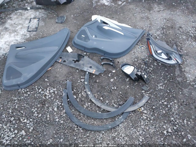 1G1FX6S09H4147355 Chevrolet Bolt Ev Premier