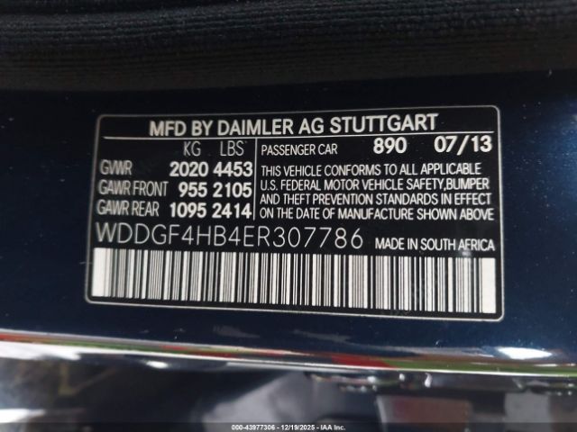 2014 MERCEDES-BENZ C 250 WDDGF4HB4ER307786 Photo 8