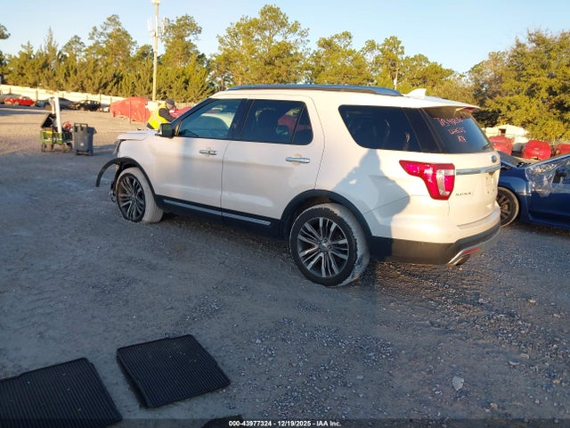 1FM5K8HT0HGC05250 Ford Explorer Platinum
