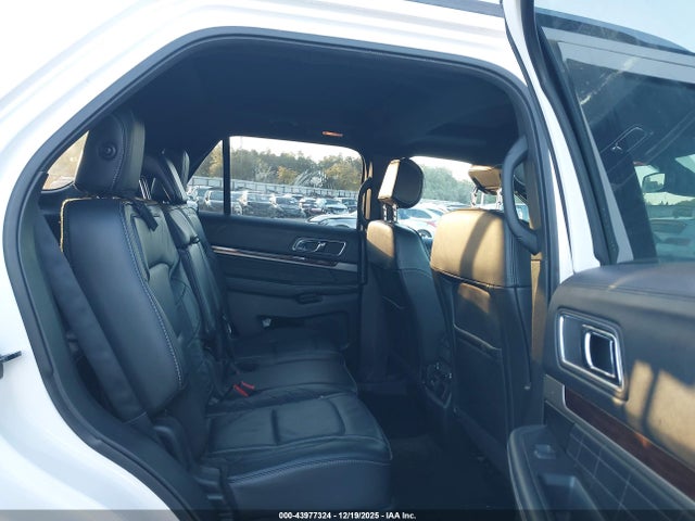 1FM5K8HT0HGC05250 Ford Explorer Platinum