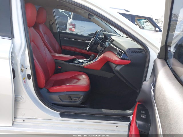 4T1B61HK2KU766094 Toyota CAMRY XSE