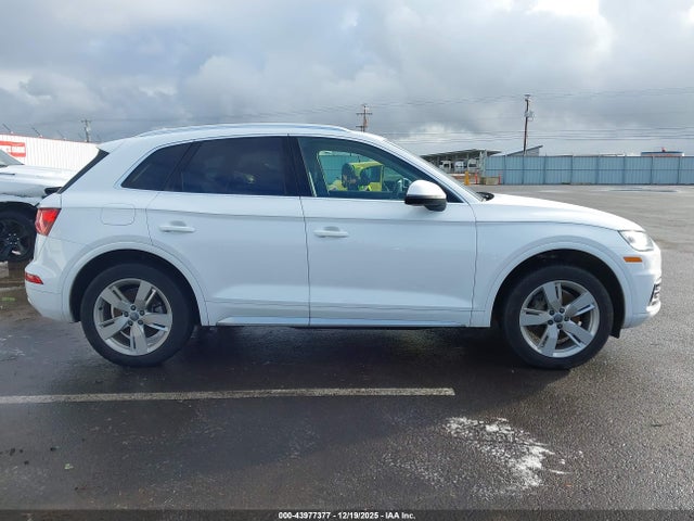 WA1BNAFY1J2151877 Audi Q5 2.0t Premium/2.0t Tech Premium