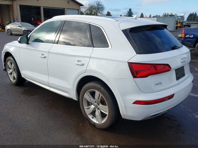WA1BNAFY1J2151877 Audi Q5 2.0t Premium/2.0t Tech Premium
