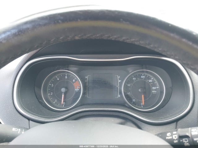 2019 JEEP CHEROKEE 1C4PJMLB7KD199334 Photo 6