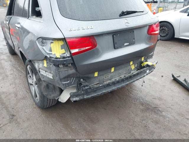 2016 MERCEDES-BENZ GLC 300 WDC0G4KBXGF009338 Photo 5