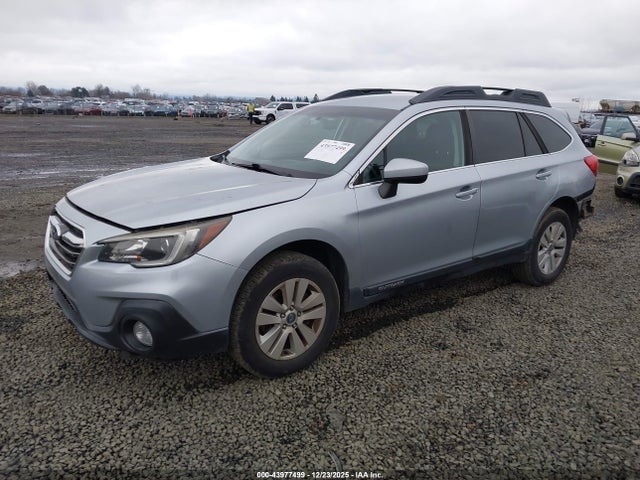 Subaru Outback 2.5i Premium 2018 4S4BSACC7J3374941 Image 2