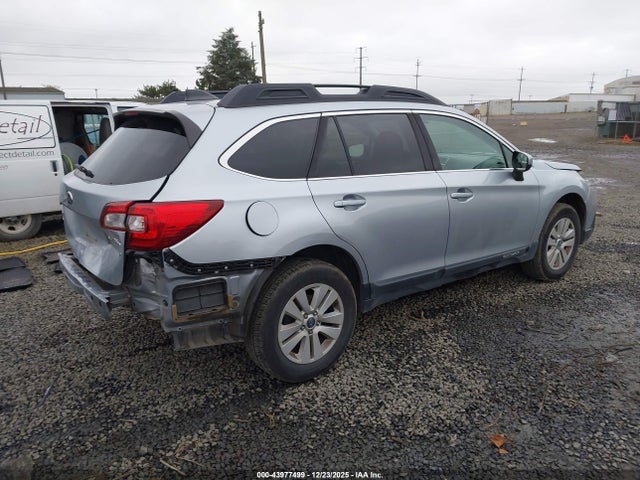 Subaru Outback 2.5i Premium 2018 4S4BSACC7J3374941 Image 4