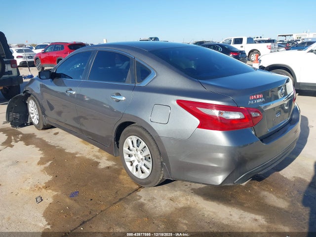 1N4AL3AP1JC275858 Nissan Altima 2.5 S