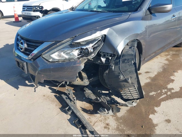 1N4AL3AP1JC275858 Nissan Altima 2.5 S