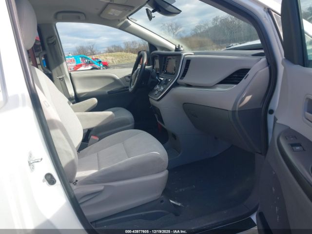 2020 TOYOTA SIENNA 5TDZZ3DC1LS032881 Photo 4