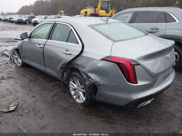 2025 CADILLAC CT4 1G6DK5RKXS0106586 Photo 2