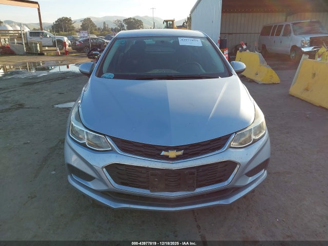 1G1BB5SM3J7132137 Chevrolet Cruze Ls Manual