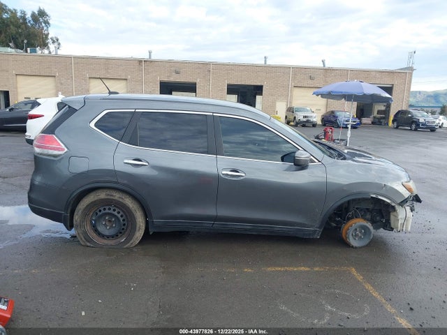Nissan ROGUE S 2015 5N1AT2ML6FC832151 Image 13