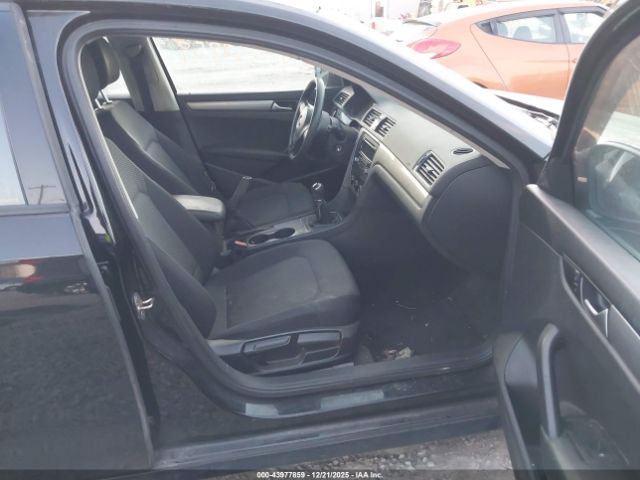 2015 VOLKSWAGEN PASSAT 1VWAT7A39FC076186 Photo 4