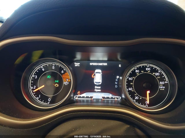 2016 JEEP CHEROKEE 1C4PJLDB8GW116434 Photo 6